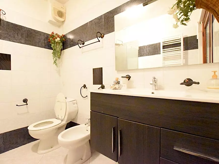 Immagine 13 di Appartamento in vendita  in via Paolo Dettori a Castelsardo