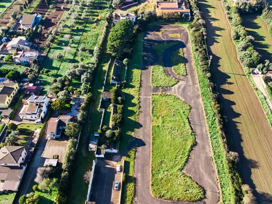 Immagine 2 di Locale commerciale in vendita  in Strada Statale 131 Carlo Felice a Sassari