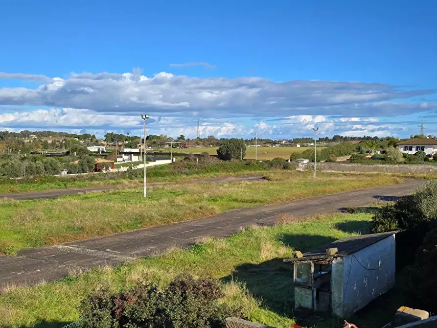 Immagine 9 di Locale commerciale in vendita  in Strada Statale 131 Carlo Felice a Sassari