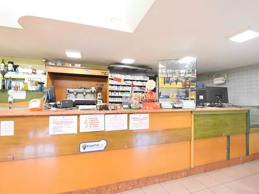 Immagine 4 di Locale commerciale in vendita  in via domenico millelire a Sassari