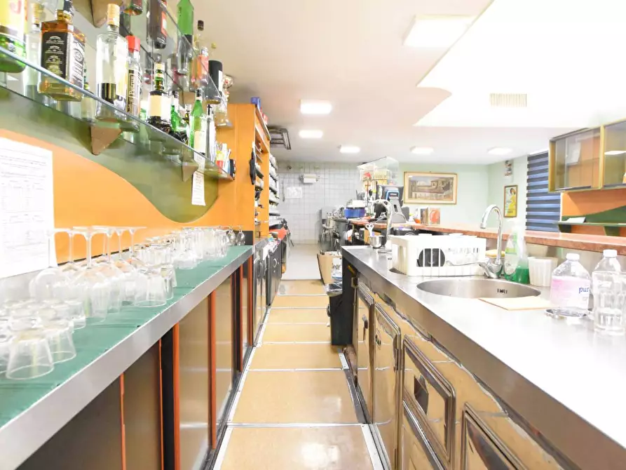 Immagine 6 di Locale commerciale in vendita  in via domenico millelire a Sassari