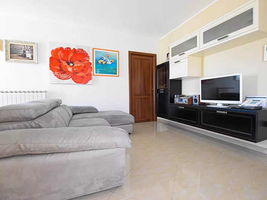 Immagine 9 di Appartamento in vendita  in via Castelsardo a Sassari