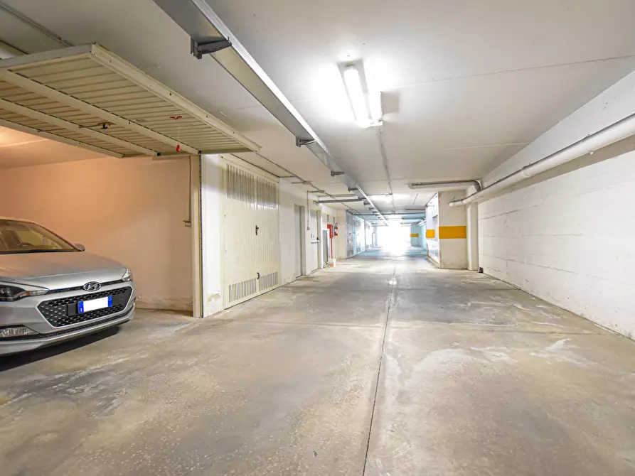 Immagine 20 di Appartamento in vendita  in via Castelsardo a Sassari