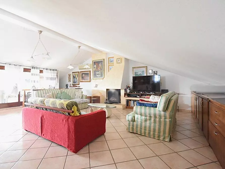 Immagine 4 di Casa bifamiliare in vendita  in SS SS Fertilia a Sassari