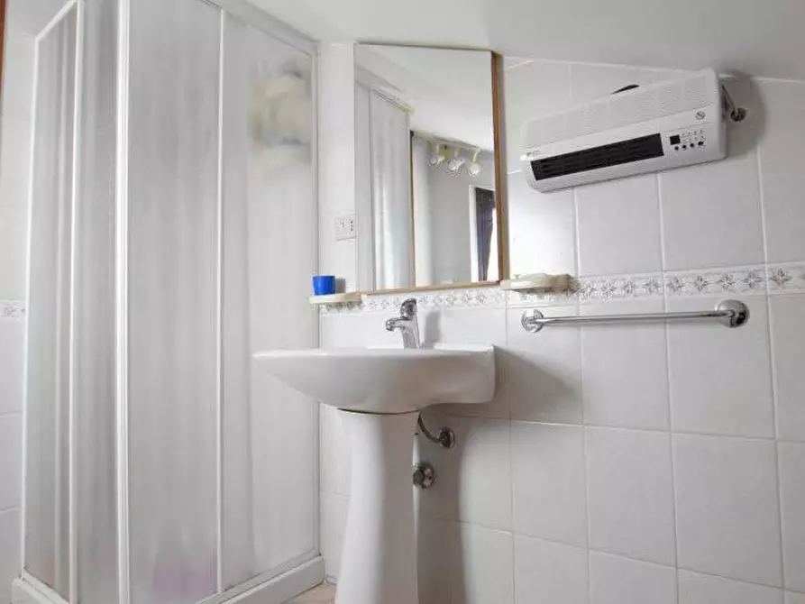 Immagine 14 di Casa bifamiliare in vendita  in SS SS Fertilia a Sassari