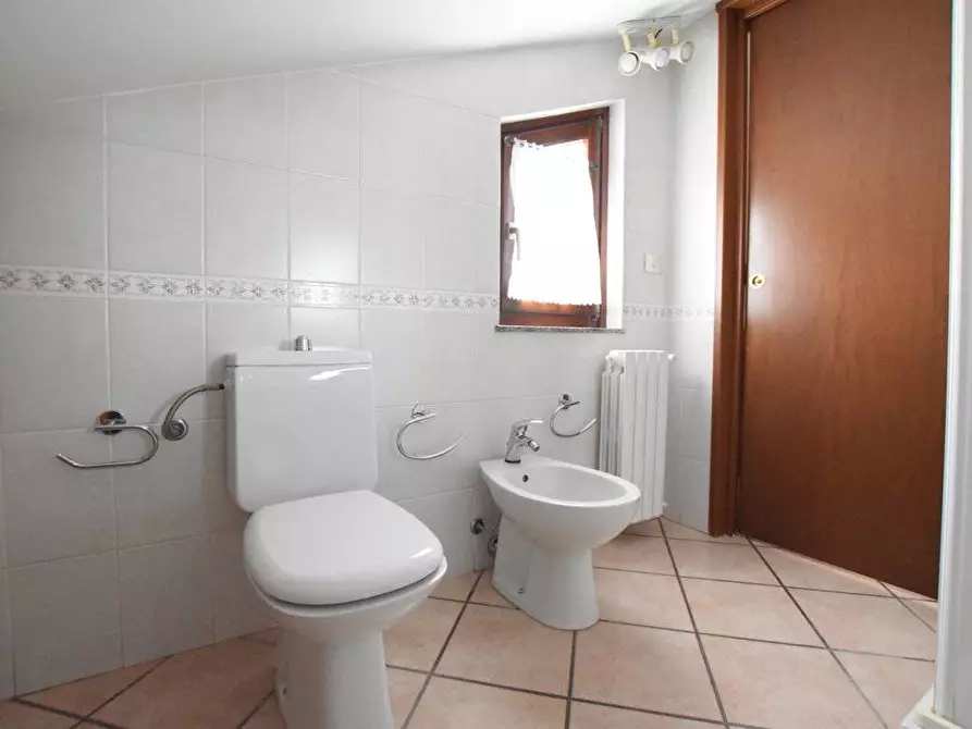 Immagine 15 di Casa bifamiliare in vendita  in SS SS Fertilia a Sassari