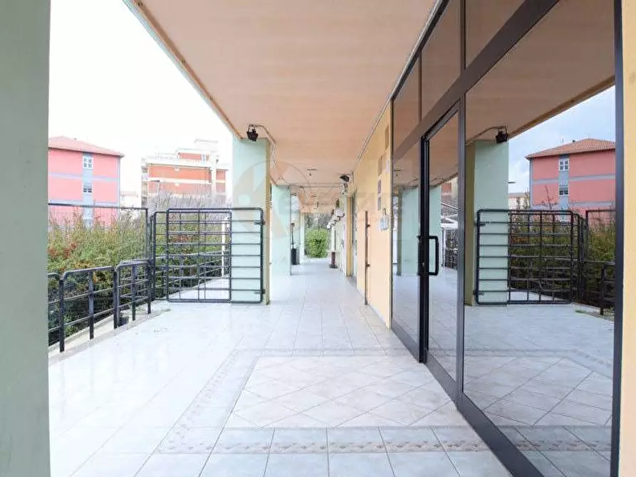 Immagine 20 di Ufficio in vendita  in VIA MEREU a Nuoro