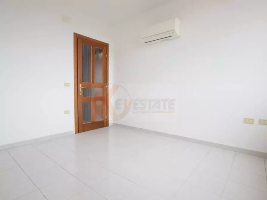 Immagine 7 di Ufficio in vendita  in VIA MEREU a Nuoro