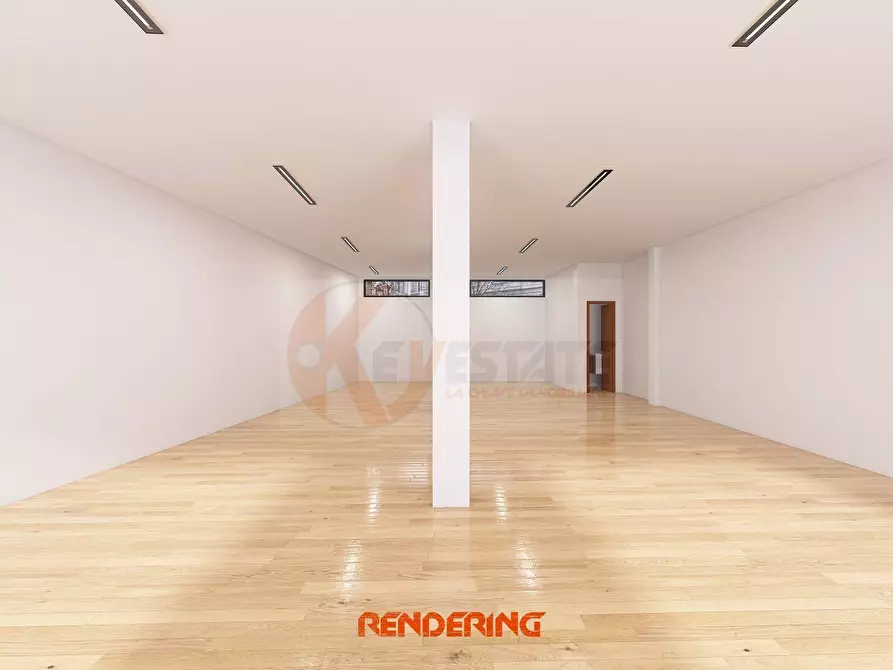 Immagine 8 di Locale commerciale in vendita  in via marogna a Sassari