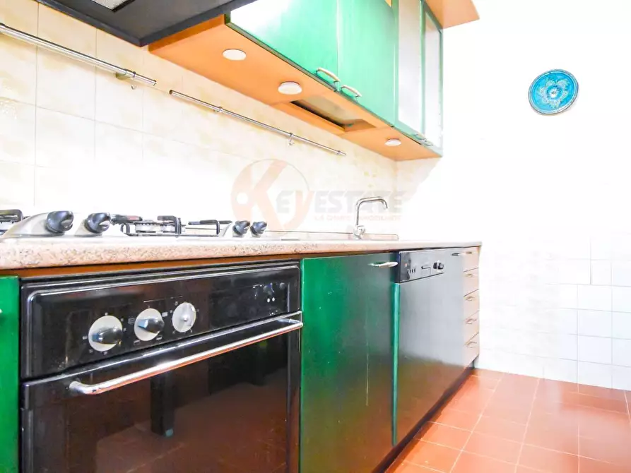 Immagine 8 di Appartamento in vendita  in via Madrid a Sassari