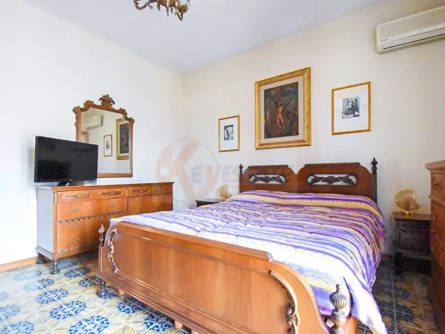 Immagine 11 di Appartamento in vendita  in via Madrid a Sassari