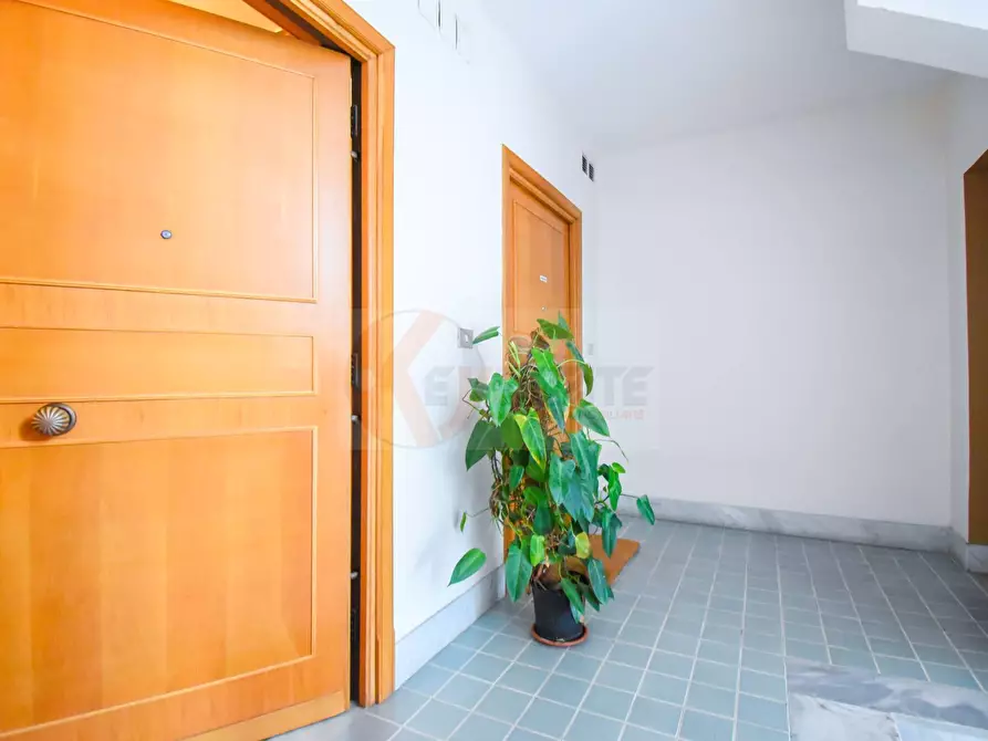 Immagine 30 di Appartamento in vendita  in via Madrid a Sassari