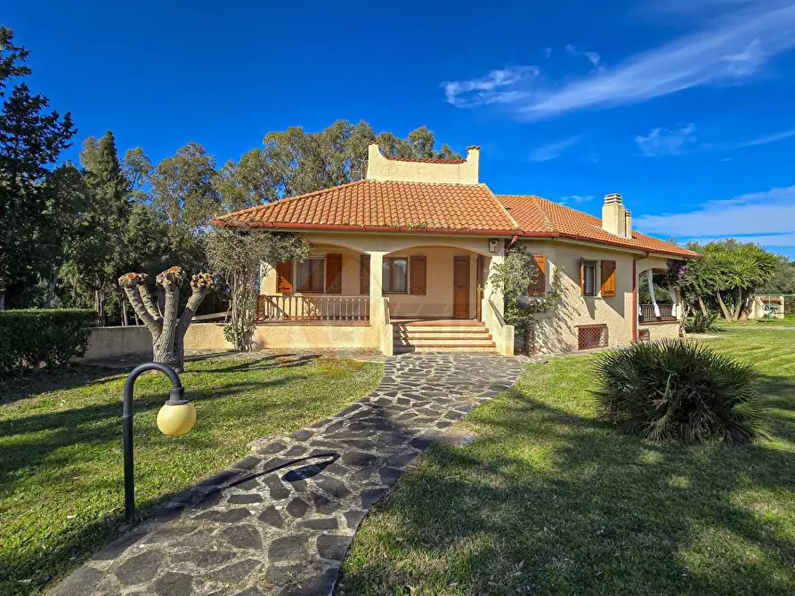 Immagine 3 di Villa in vendita  in REGIONE MACCIA D` AGLIASTRU a Sassari