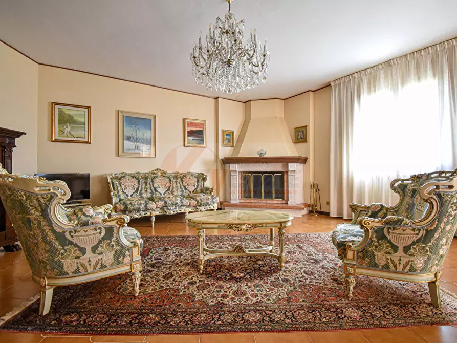 Immagine 10 di Villa in vendita  in REGIONE MACCIA D` AGLIASTRU a Sassari