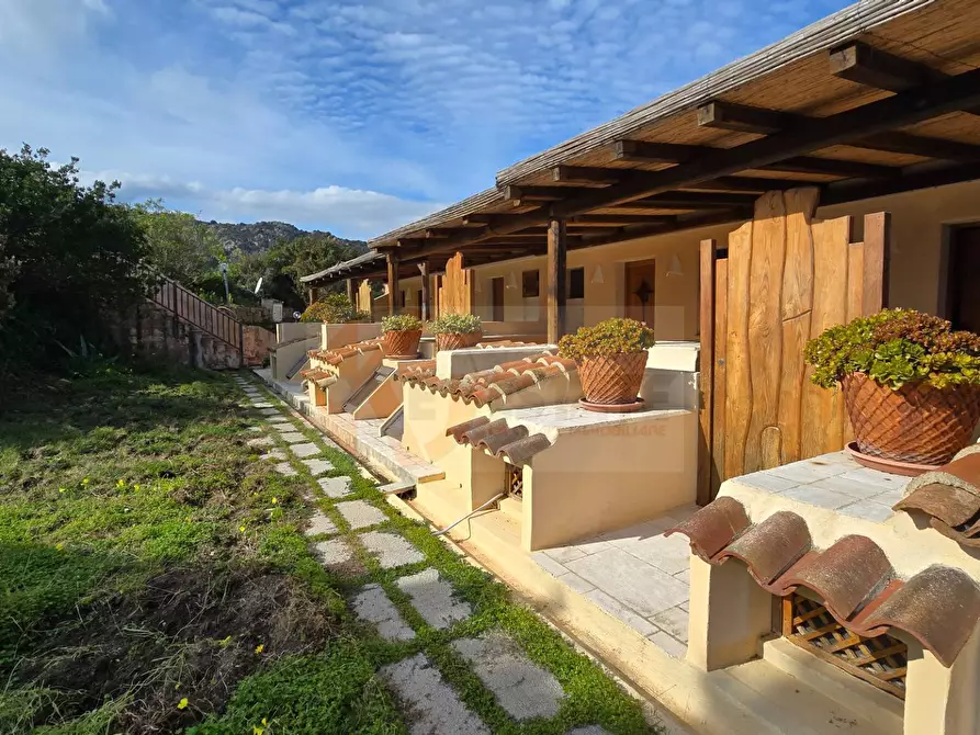 Immagine 2 di Appartamento in vendita  in Via del Gabbiano a Arzachena