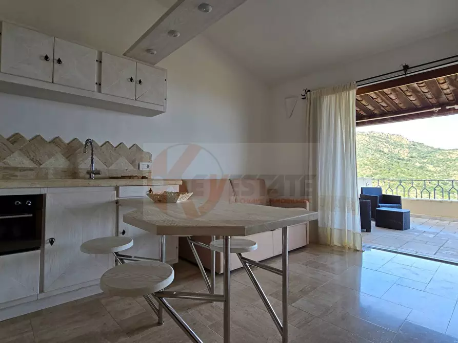 Immagine 6 di Appartamento in vendita  in Via del Gabbiano a Arzachena