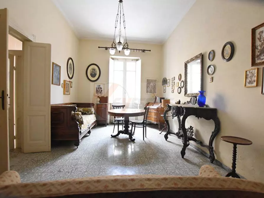 Immagine 3 di Casa indipendente in vendita  in Via Porcellana a Sassari