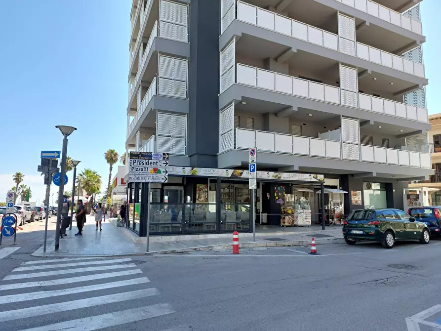 Immagine 2 di Attività commerciale in vendita  in Via Mare a San Benedetto Del Tronto