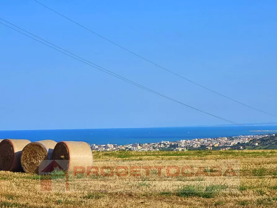 Immagine 1 di Terreno residenziale in vendita  in CONTRADA CIVITA a Colonnella