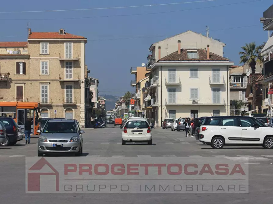 Immagine 1 di Appartamento in vendita  in via mercantini a San Benedetto Del Tronto