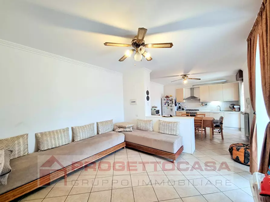 Immagine 2 di Appartamento in vendita  in via umberto saba a Monteprandone