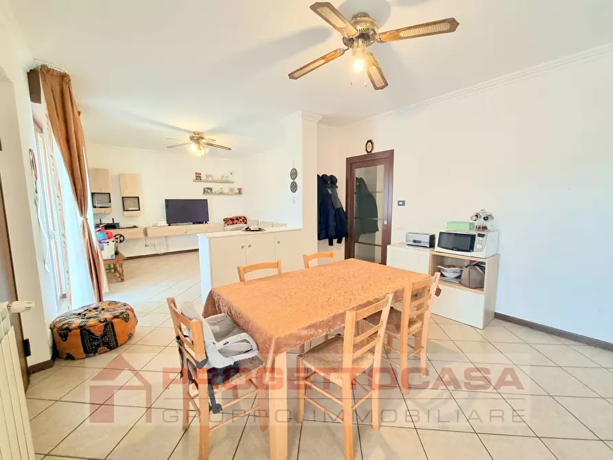 Immagine 10 di Appartamento in vendita  in via umberto saba a Monteprandone