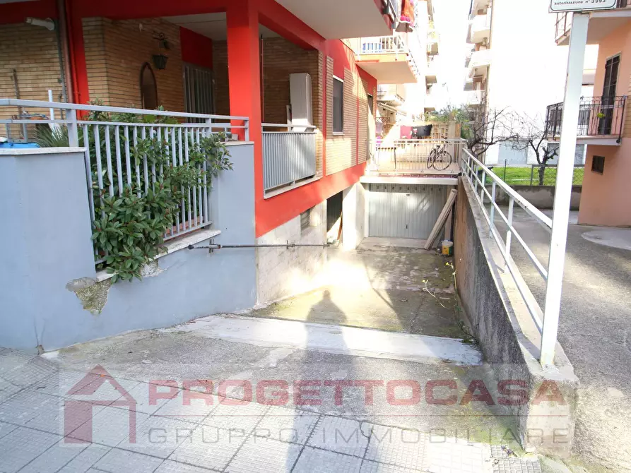 Immagine 3 di Box auto in vendita  in via dei mille a San Benedetto Del Tronto