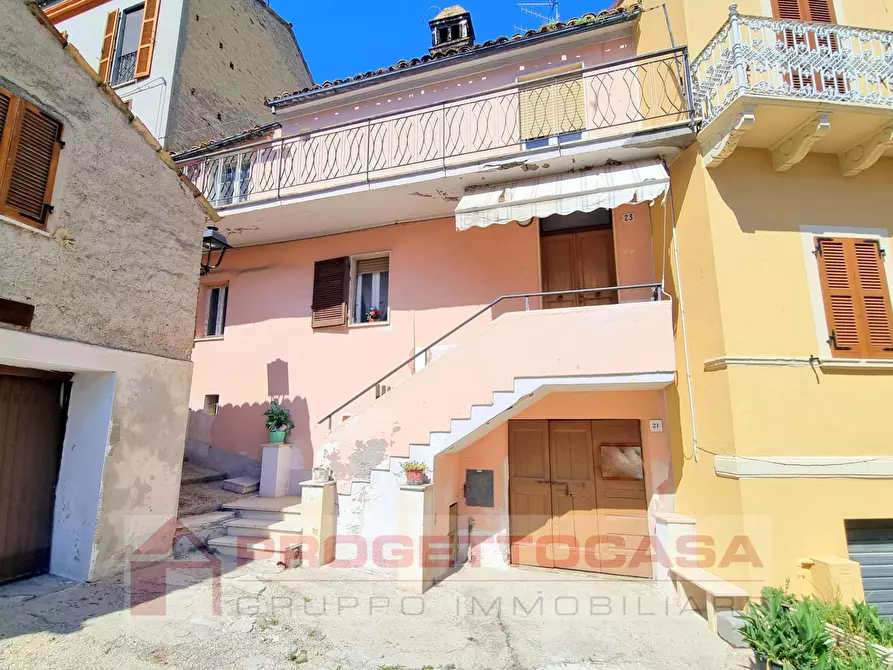 Immagine 1 di Casa indipendente in vendita  in VIA LEOPARDI a Monsampolo Del Tronto