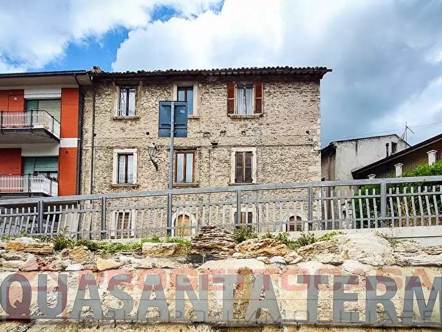 Immagine 1 di Appartamento in vendita  in via delle terme a Acquasanta Terme