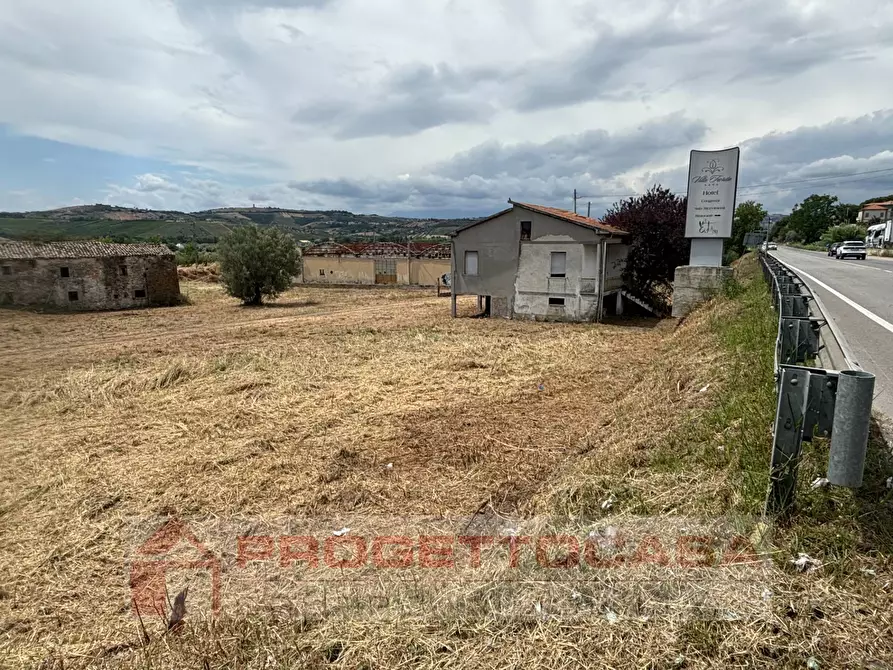 Immagine 6 di Terreno industriale in vendita  in Località Collenaresco a Giulianova