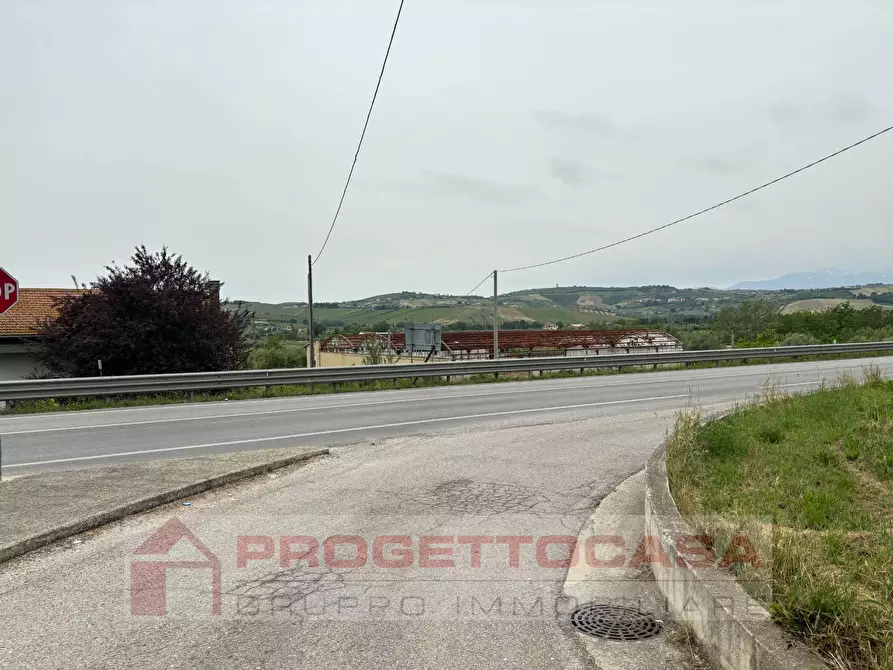 Immagine 8 di Terreno industriale in vendita  in Località Collenaresco a Giulianova
