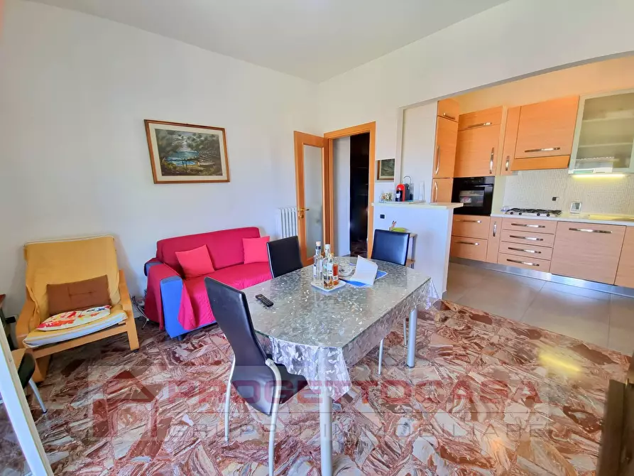 Immagine 4 di Appartamento in vendita  in PETRARCA a San Benedetto Del Tronto
