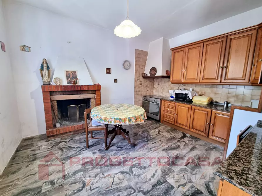 Immagine 12 di Casa indipendente in vendita  in ottantesima strada a Monteprandone