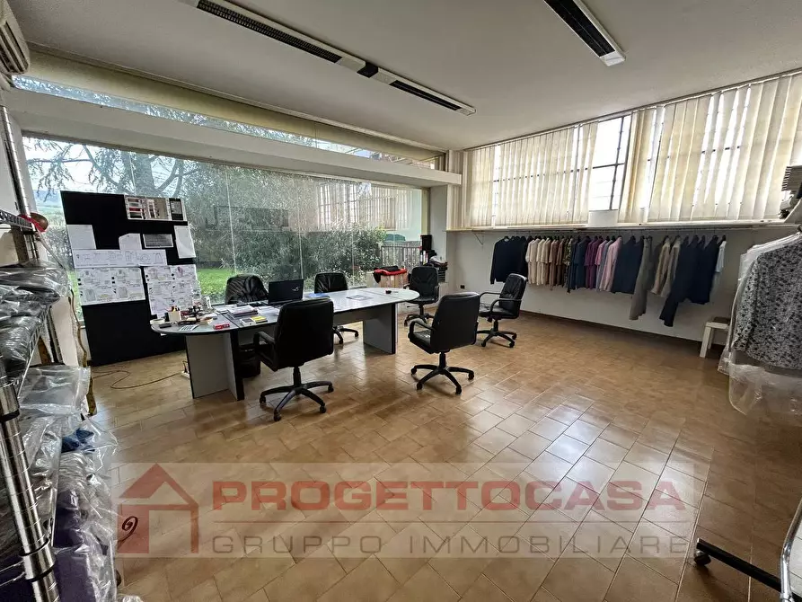 Immagine 5 di Capannone industriale in vendita  in Via Salaria a Monteprandone