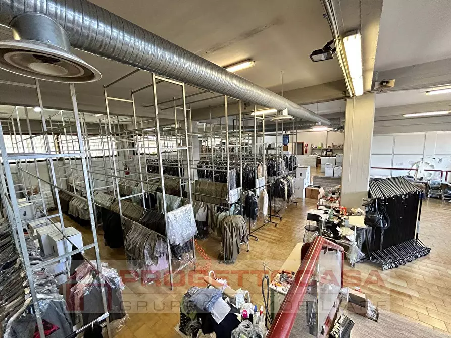 Immagine 7 di Capannone industriale in vendita  in Via Salaria a Monteprandone