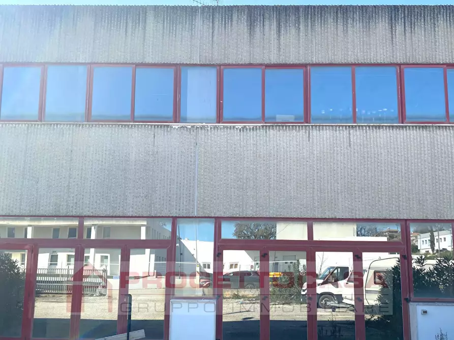 Immagine 1 di Capannone industriale in affitto  in Via Nevada a Grottammare