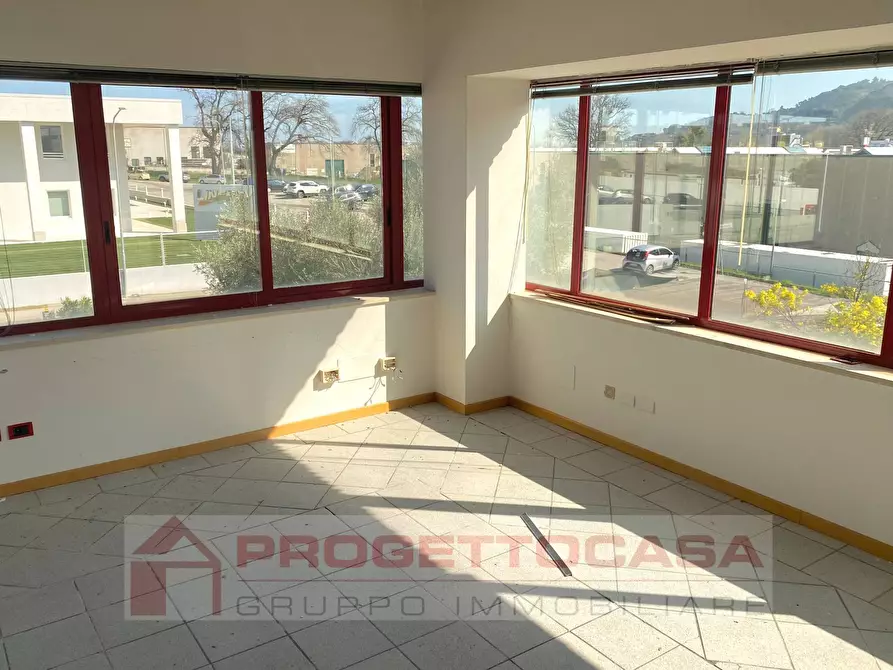 Immagine 9 di Capannone industriale in affitto  in Via Nevada a Grottammare