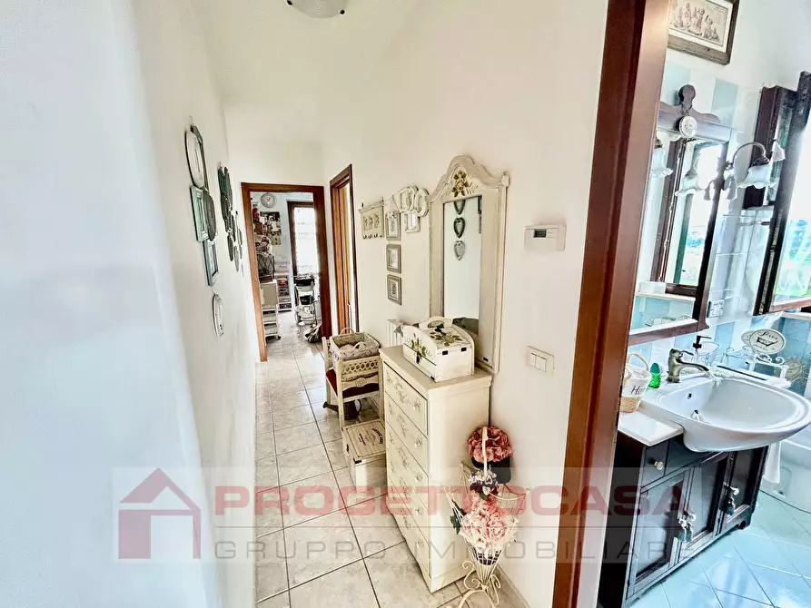 Immagine 7 di Appartamento in vendita  in Via Beato Venanzio da Fabriano a Monteprandone