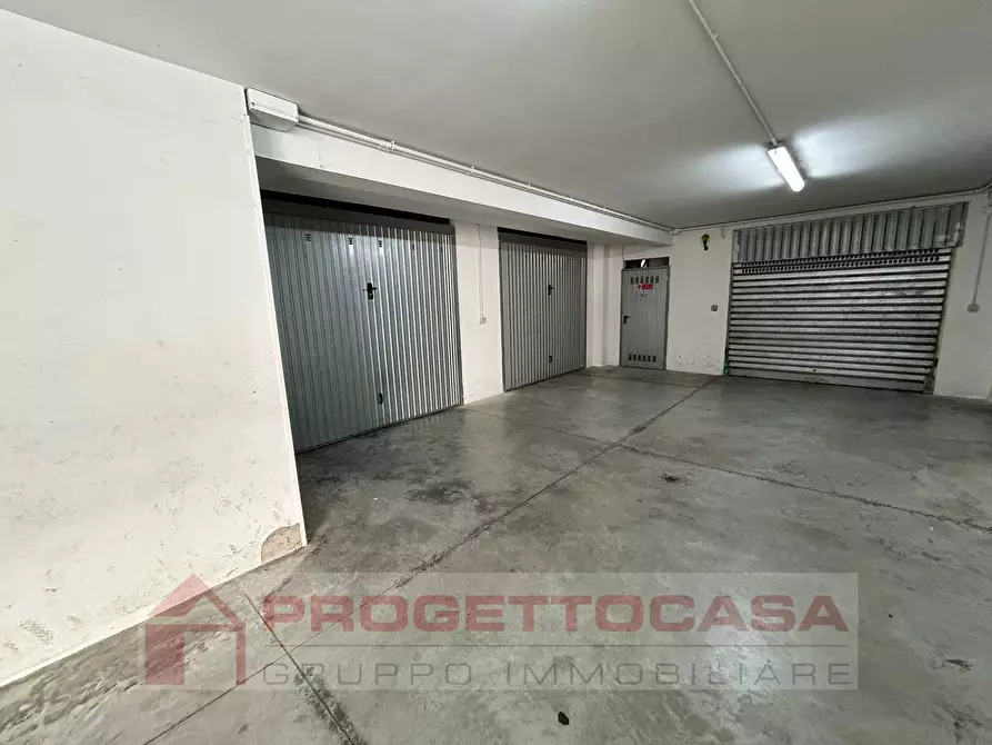 Immagine 19 di Appartamento in vendita  in Via Beato Venanzio da Fabriano a Monteprandone