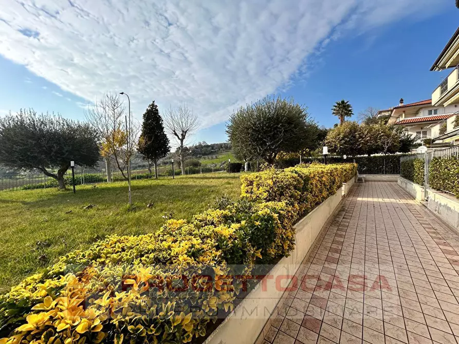 Immagine 22 di Appartamento in vendita  in Via Beato Venanzio da Fabriano a Monteprandone