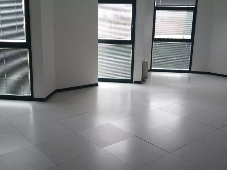 Immagine 24 di Ufficio in affitto  in Via Granarolo a Faenza