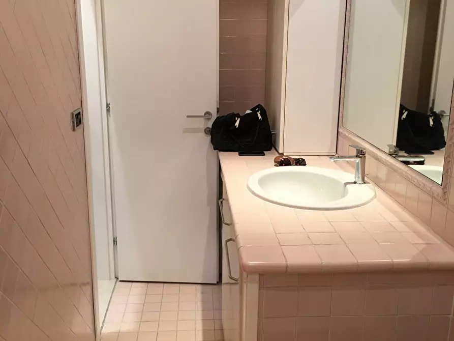 Immagine 30 di Appartamento in vendita  in viale verdi a Cervia