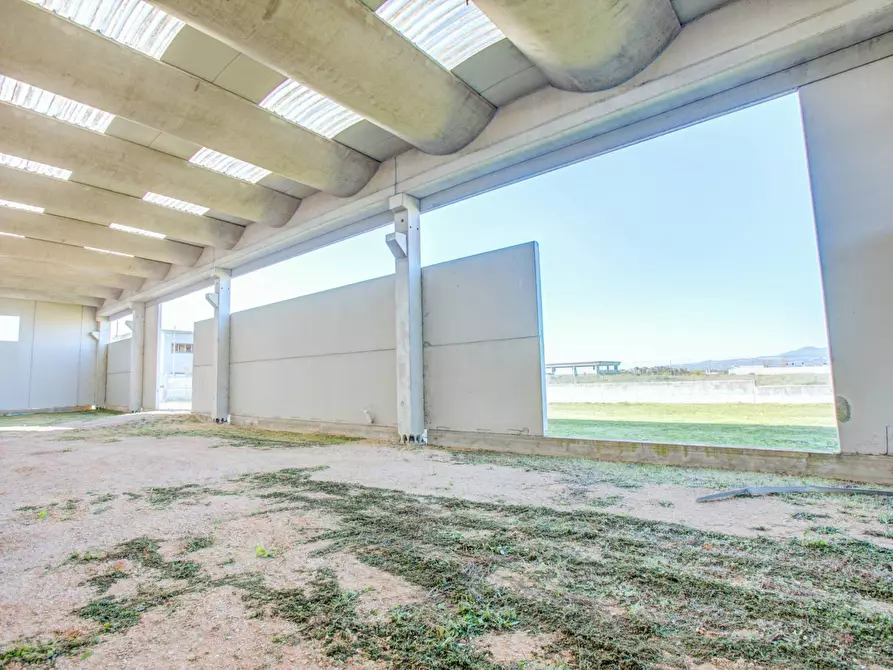 Immagine 8 di Capannone industriale in vendita  in Via della Produzione a Aprilia