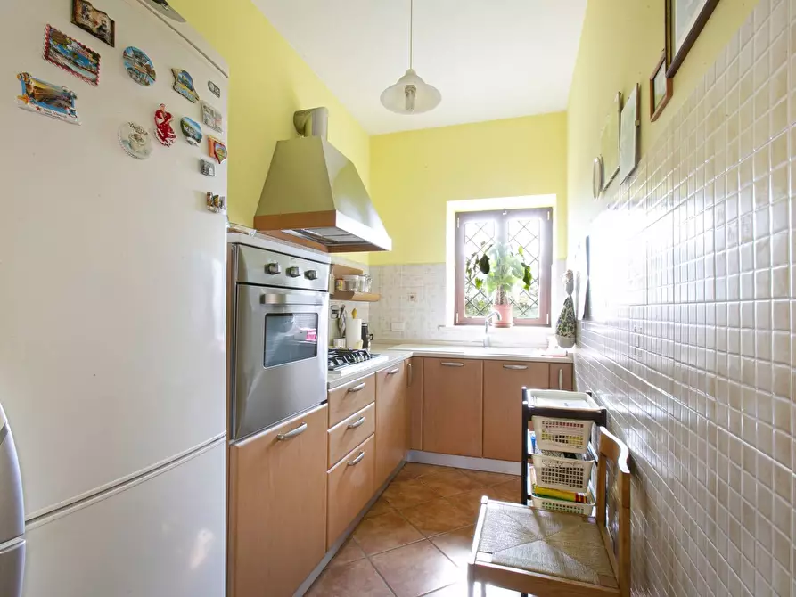 Immagine 30 di Casa bifamiliare in vendita  in via tre cannelle a Pomezia