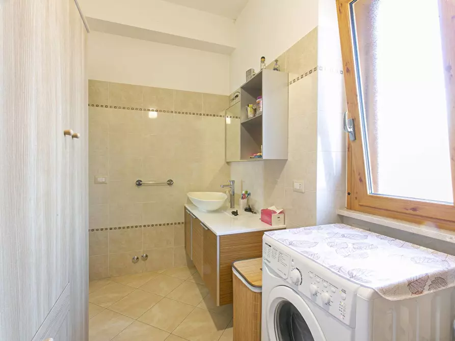 Immagine 23 di Casa bifamiliare in vendita  in via tre cannelle a Pomezia