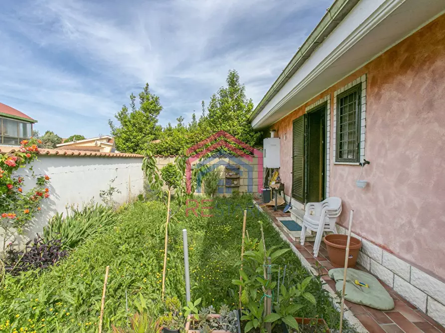 Immagine 21 di Villetta a schiera in vendita  in via rimini a Ardea