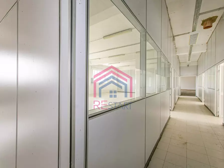 Immagine 15 di Capannone industriale in vendita  in Via F. Calvi a Pomezia