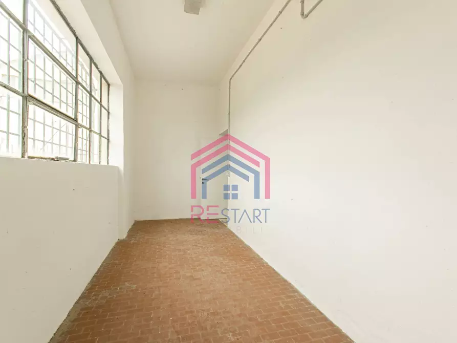 Immagine 24 di Capannone industriale in vendita  in Via F. Calvi a Pomezia