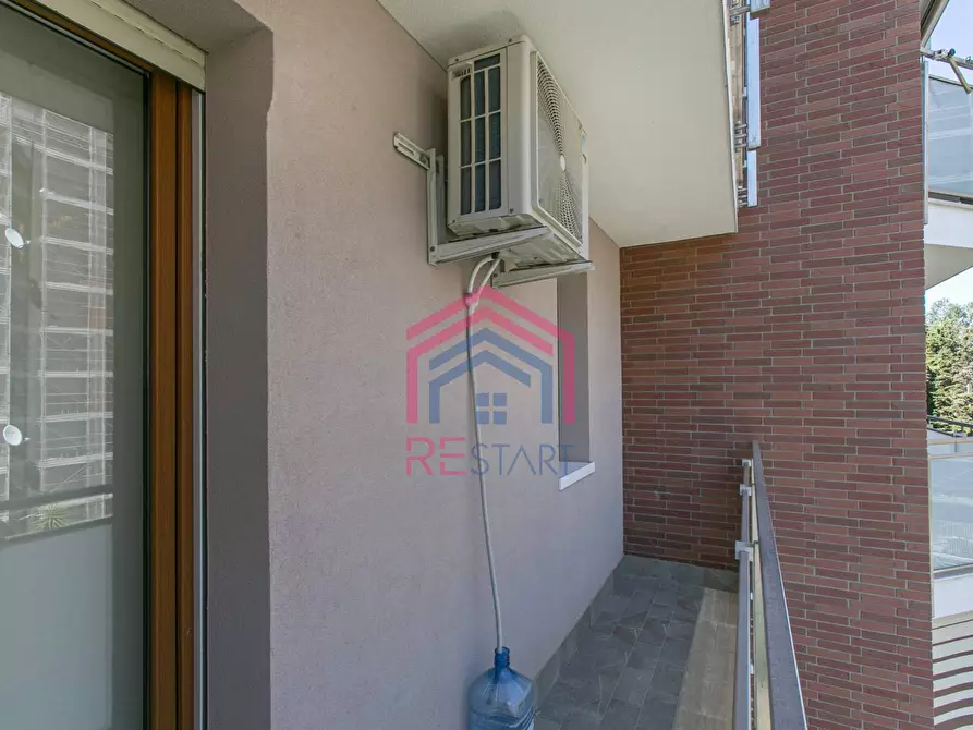 Immagine 30 di Appartamento in vendita  in via berlinguer a Pomezia