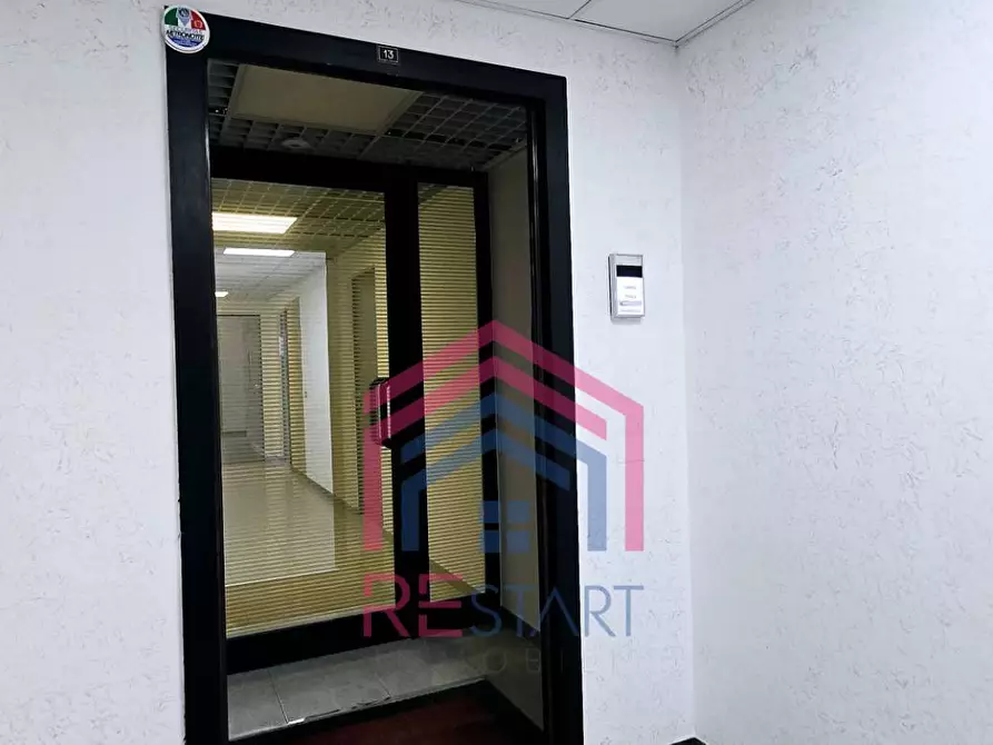 Immagine 9 di Ufficio in affitto  in Via del Mare a Pomezia